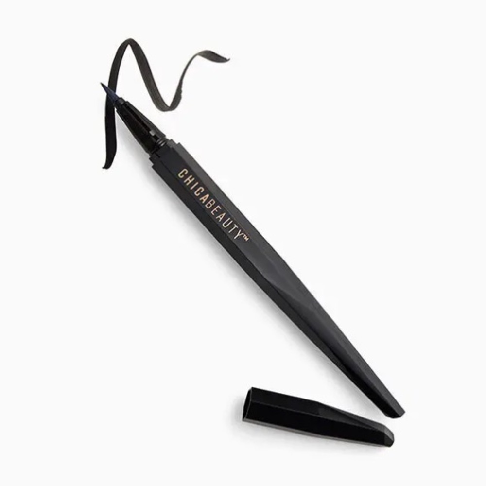Chica Beauty Mírame Liquid Eyeliner Black Pen